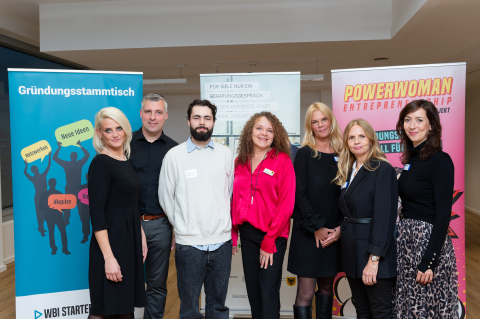 Organisations-Team Gründungsstammtisch Dortmund zu Gast bei der Physiocampus GmbH mit Denise Reisaus und Jerry Panten